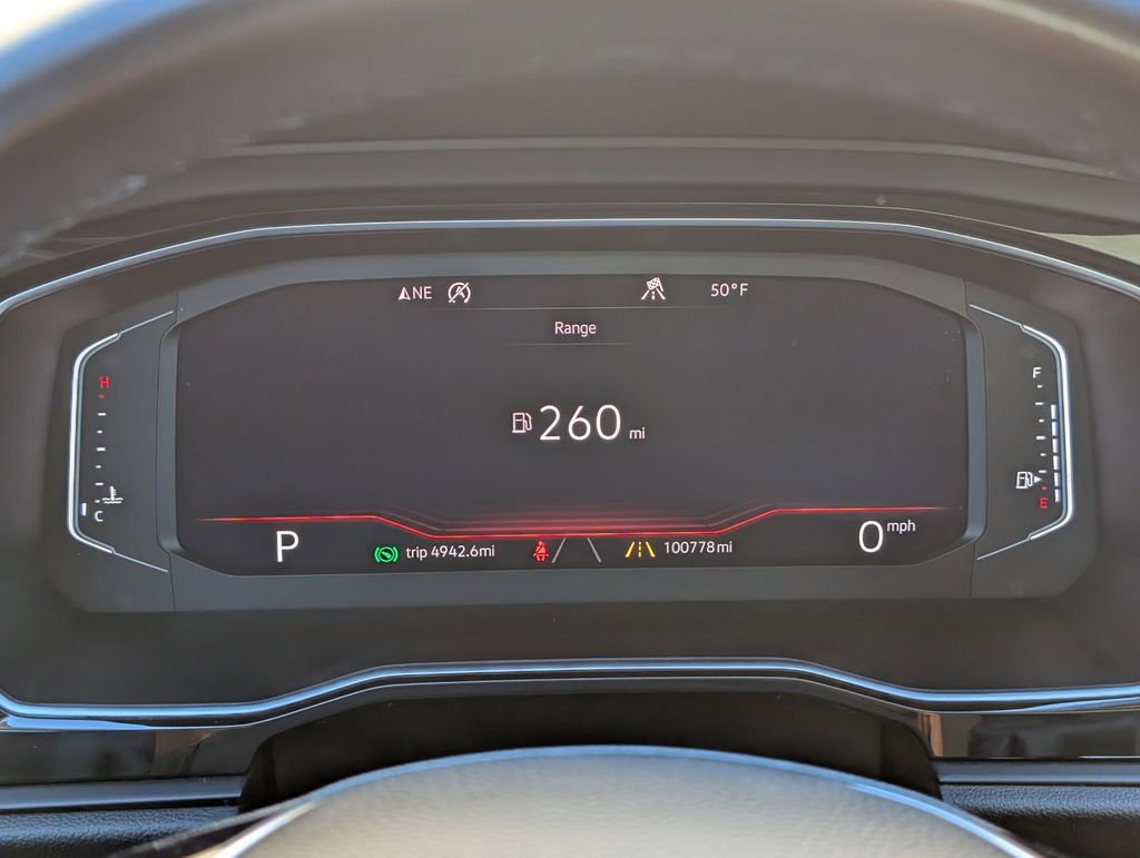 Used 2019 Volkswagen Jetta SEL Premium image 14