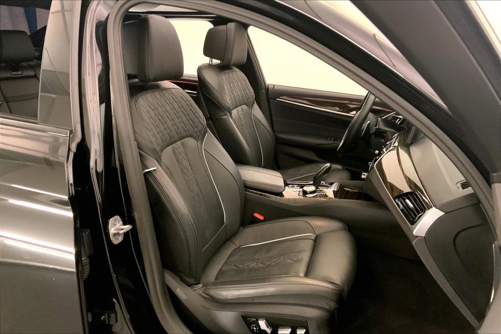 Certified 2023 BMW 540i xDrive w/ Executive Package AWD/4WD image 6