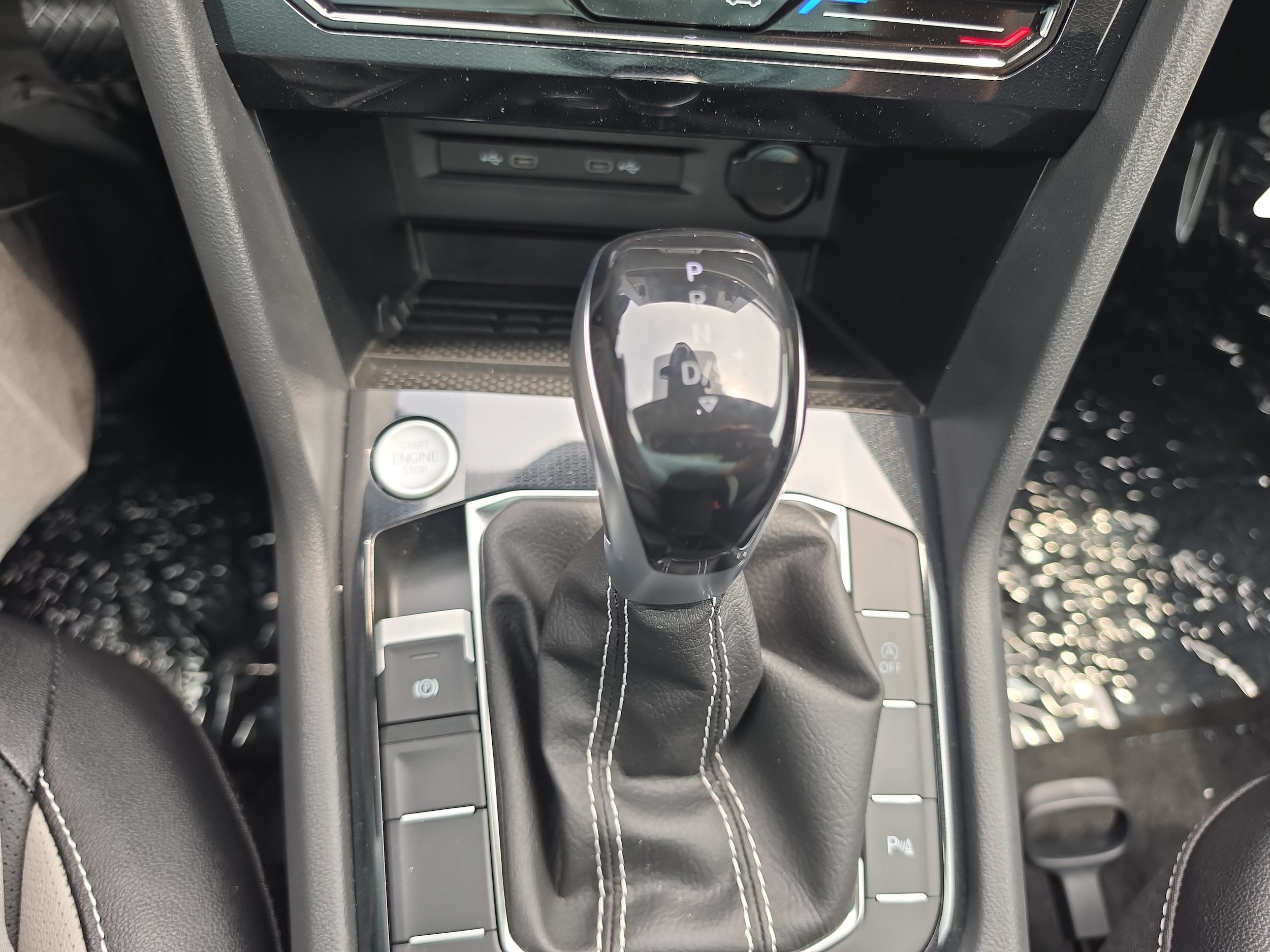 New 2026 Volkswagen Taos SEL AWD/4WD image 20