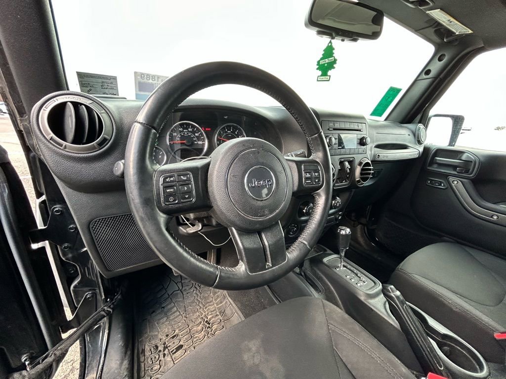 Used 2016 Jeep Wrangler Unlimited Willys image 12