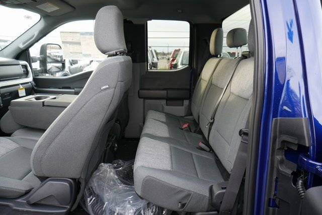 New 2026 Ford F250 XLT w/ FX4 Off-Road Package image 22