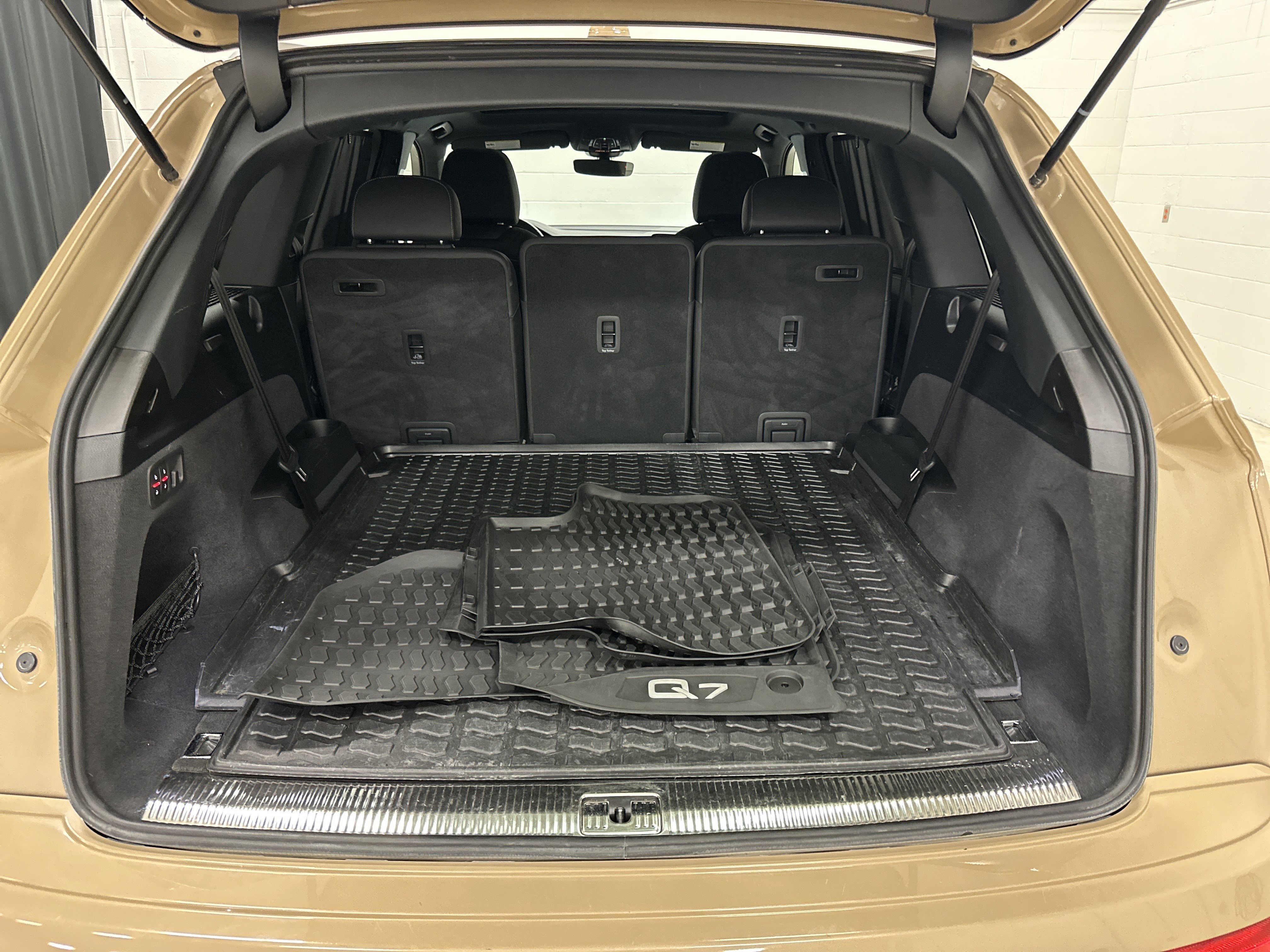 Used 2025 Audi Q7 3.0T Premium Plus image 33