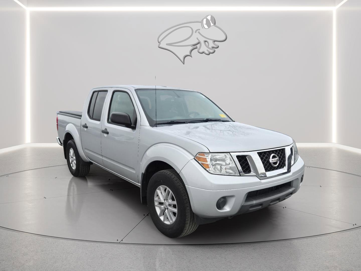 Used 2016 Nissan Frontier SV image 3