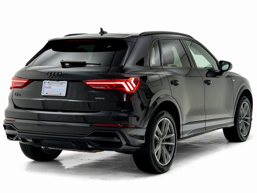 Used 2022 Audi Q3 2.0T Premium Plus image 3