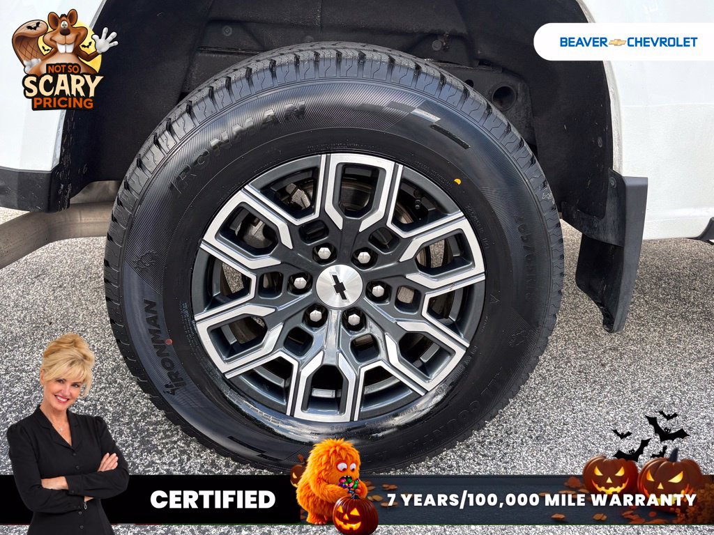 Used 2024 Chevrolet Colorado Z71 w/ Advanced Trailering Package AWD/4WD image 10