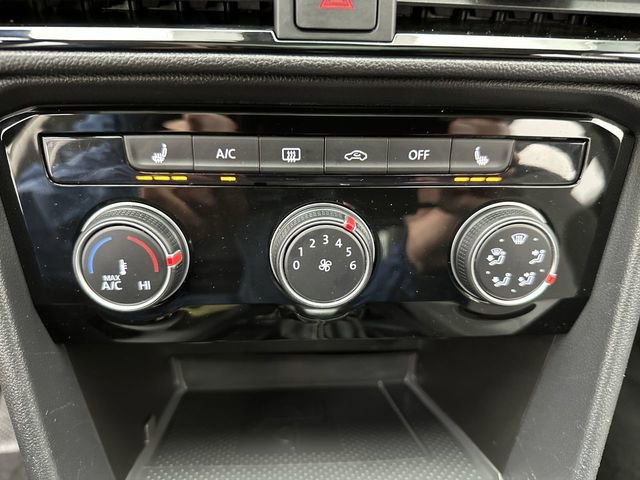 Certified 2023 Volkswagen Taos SE image 19