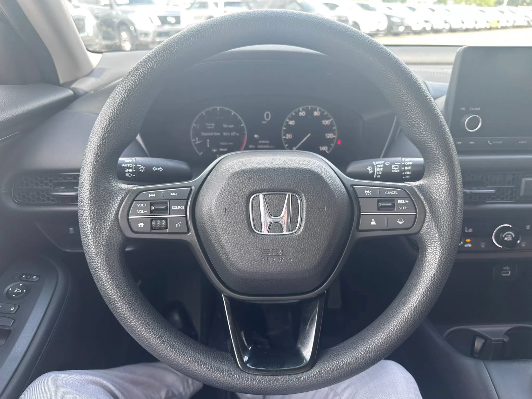 Used 2025 Honda HR-V LX image 14