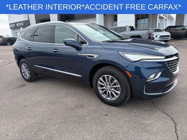 Used 2023 Buick Enclave Essence image 18