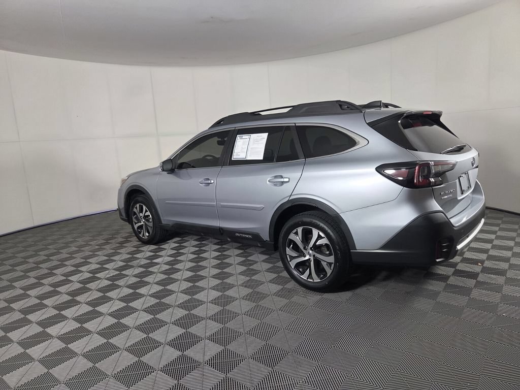 Used 2022 Subaru Outback Limited AWD/4WD image 6