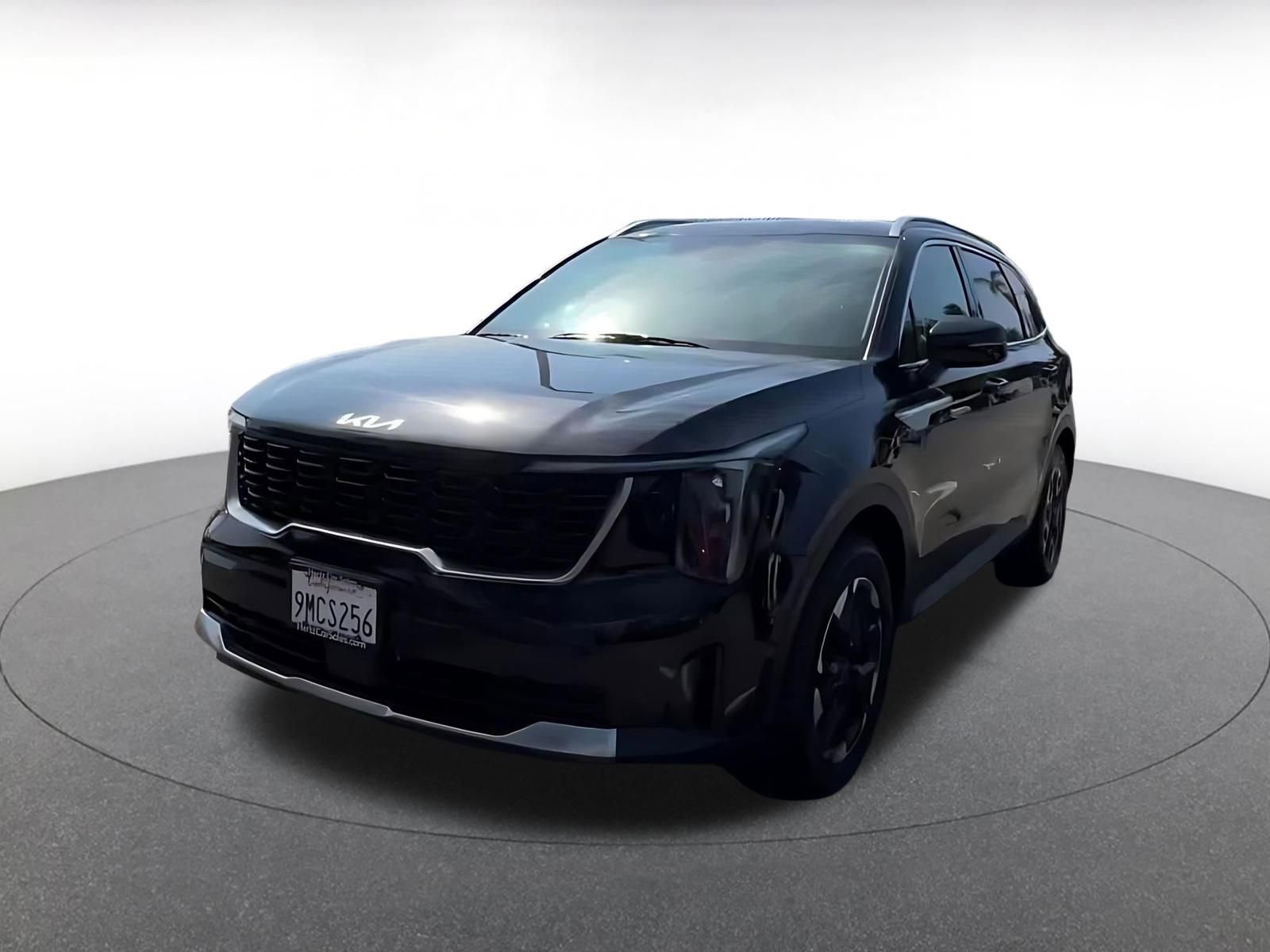Used 2024 Kia Sorento S FWD image 7