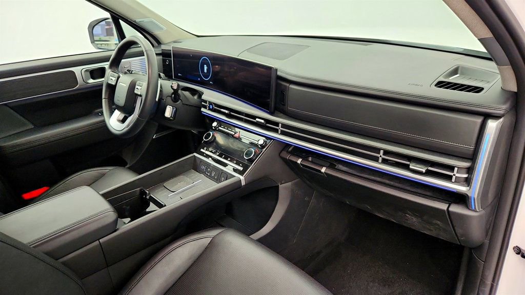 Used 2024 Hyundai Santa Fe Limited image 24