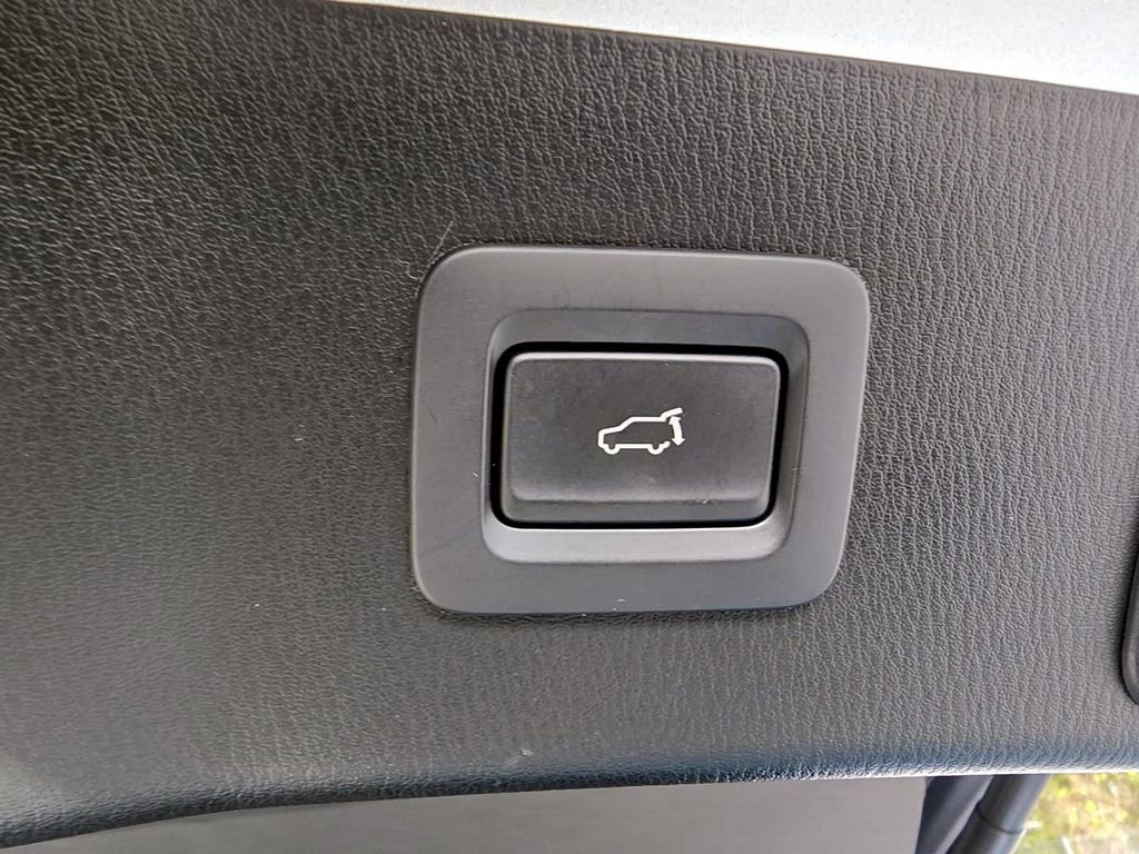 Used 2023 MAZDA CX-5 AWD 2.5 S w/ Premium Package image 37