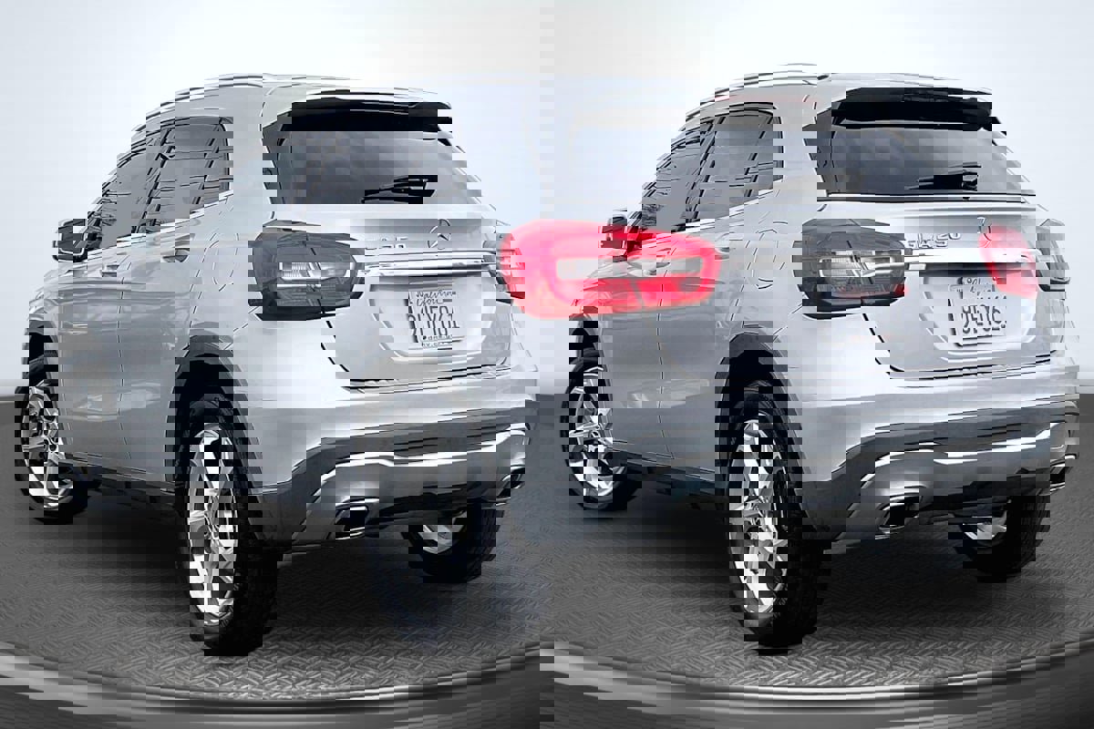 Used 2018 Mercedes-Benz GLA 250 image 2