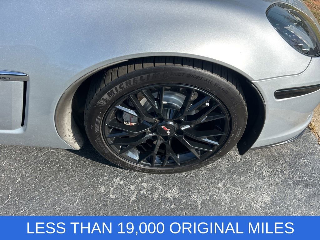 Used 2010 Chevrolet Corvette Grand Sport w/ Preferred Equipment Group image 2