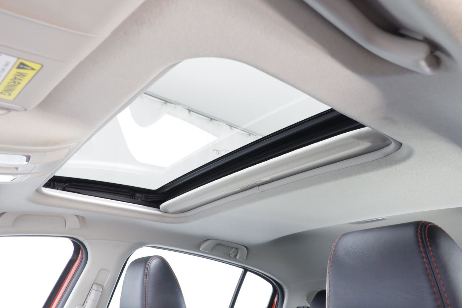 Used 2016 MAZDA MAZDA3 i Grand Touring image 13