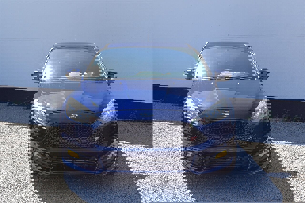 Used 2016 Ford Focus ST image 5