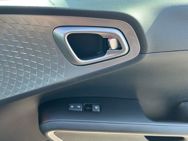 Certified 2023 Kia Soul S image 33