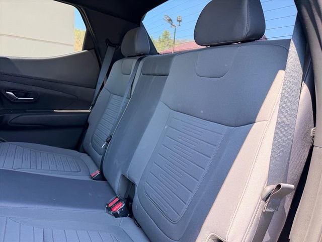 Used 2024 Hyundai Santa Cruz SE image 12