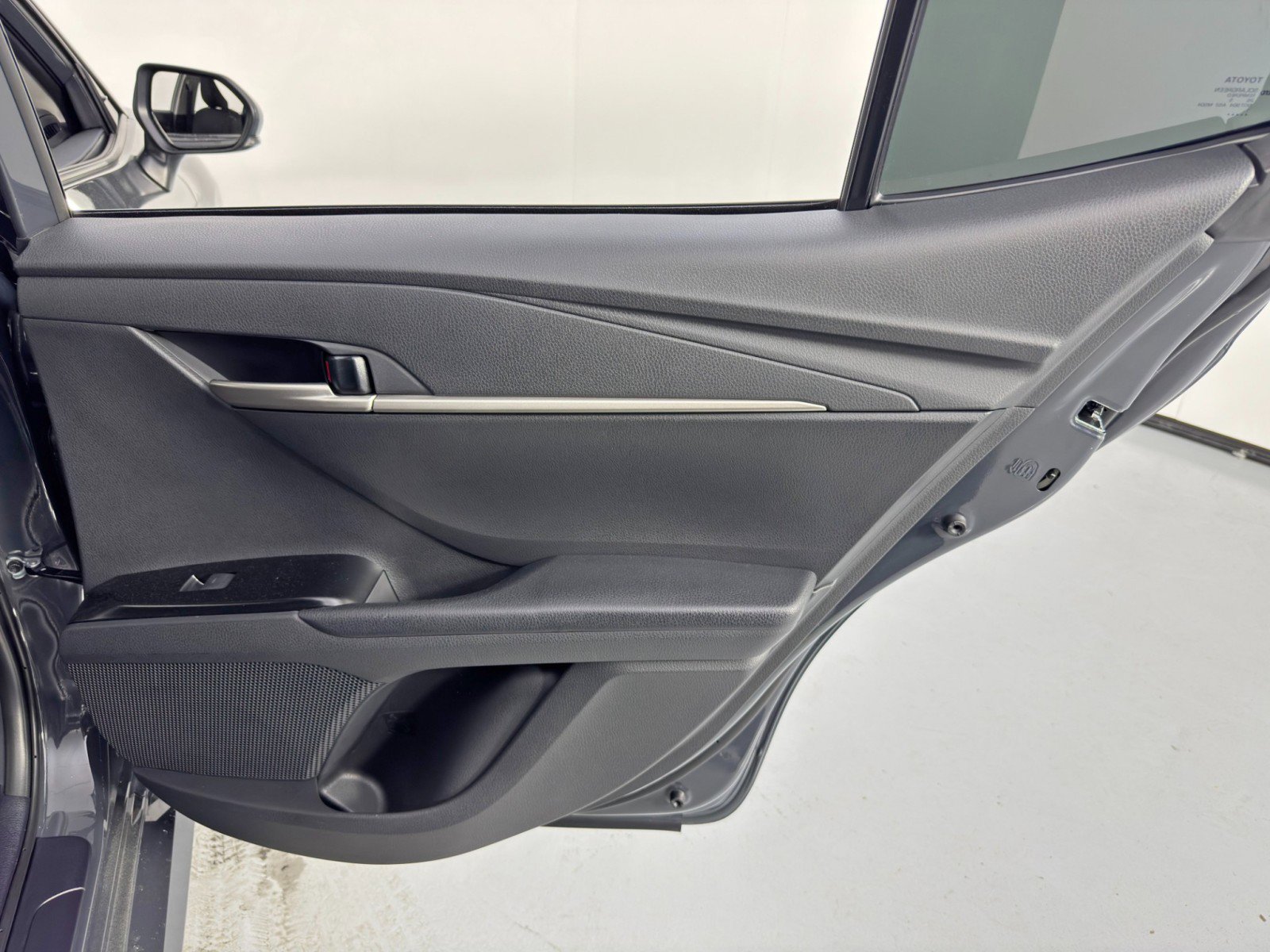 Used 2025 Toyota Camry LE image 41