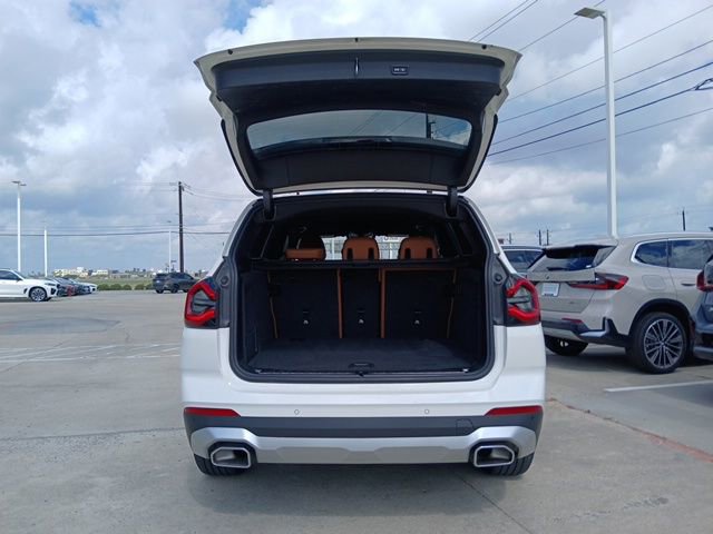 Used 2023 BMW X3 sDrive30i w/ Convenience Package image 9