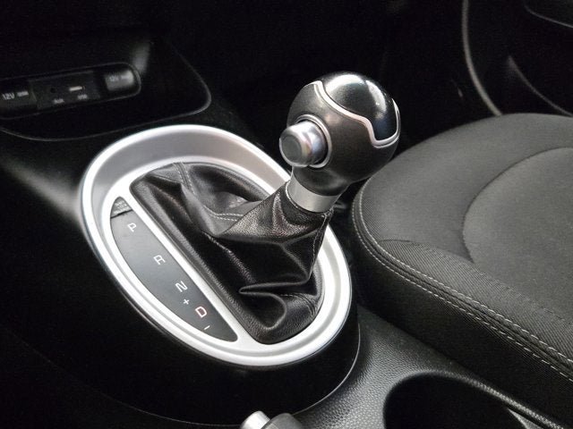 Used 2018 Kia Soul + FWD image 21