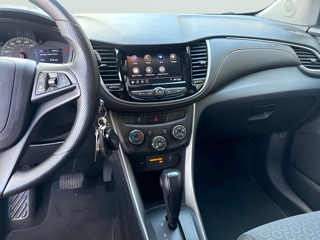 Used 2020 Chevrolet Trax LS AWD/4WD image 25