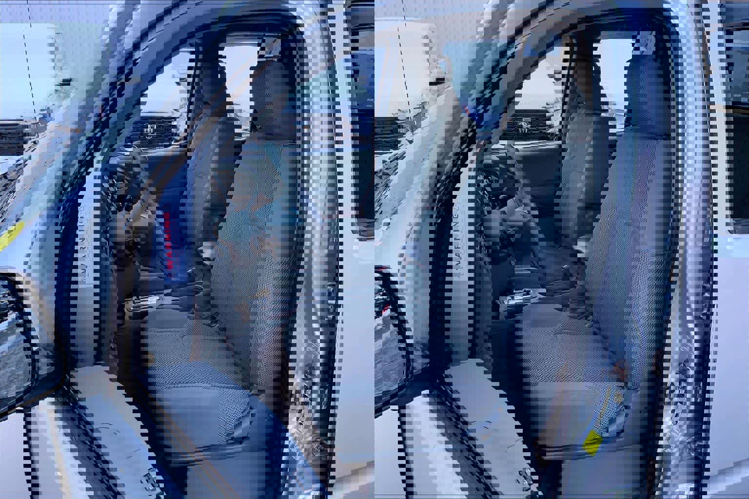 Used 2014 Nissan Frontier SV w/ SV Value Truck Package image 8