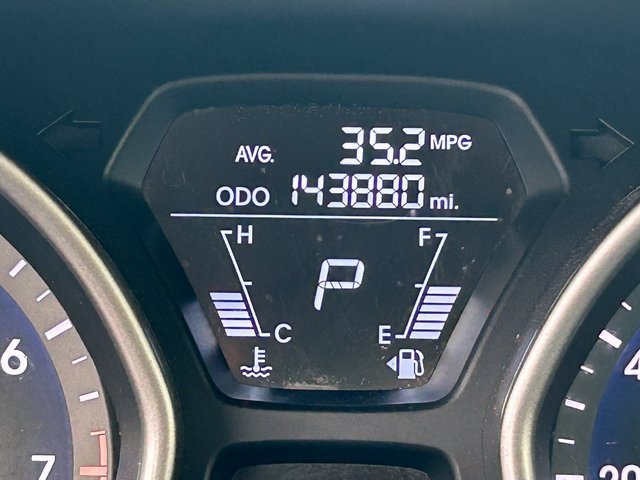 Used 2013 Hyundai Elantra GLS image 17