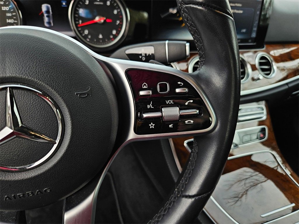 Used 2019 Mercedes-Benz E 300 4MATIC image 12
