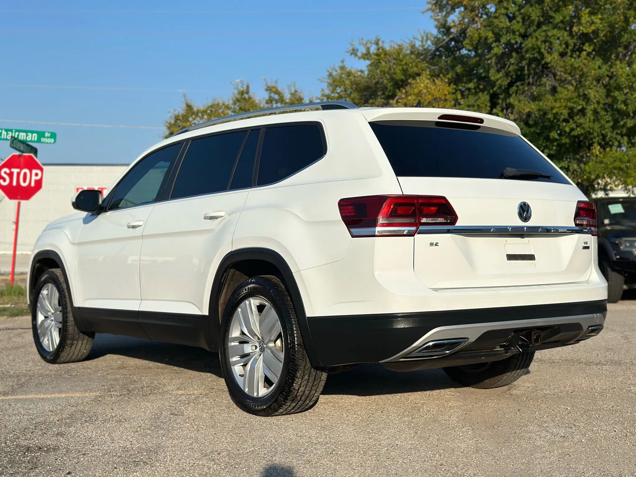 Used 2019 Volkswagen Atlas SE w/ Towing Package image 4