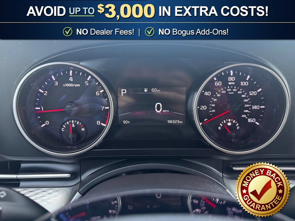 Used 2023 Kia Carnival LX FWD image 19