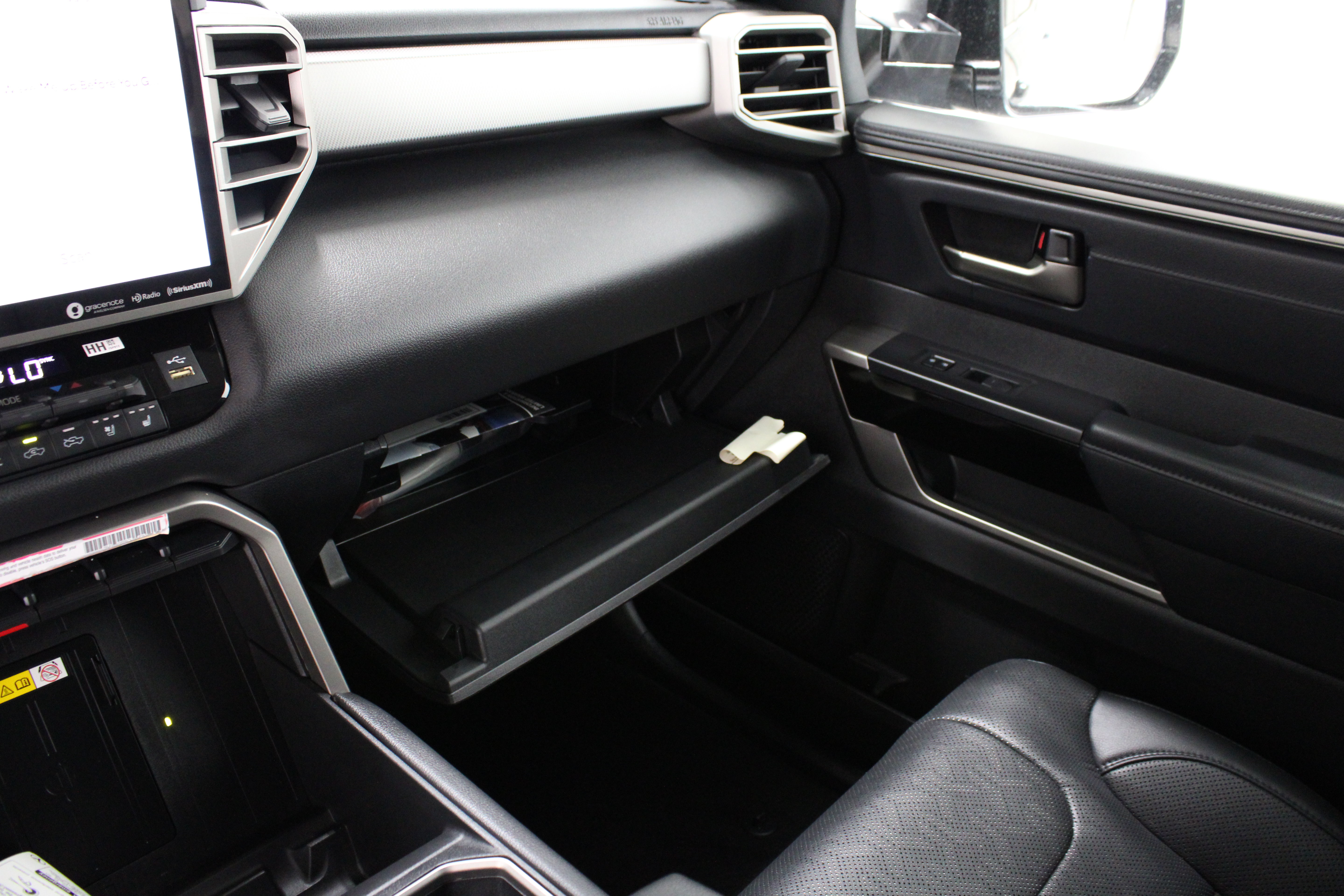 Used 2024 Toyota Tundra Limited w/ Power Package AWD/4WD image 26