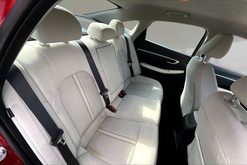 Used 2025 Hyundai Sonata SEL FWD image 22