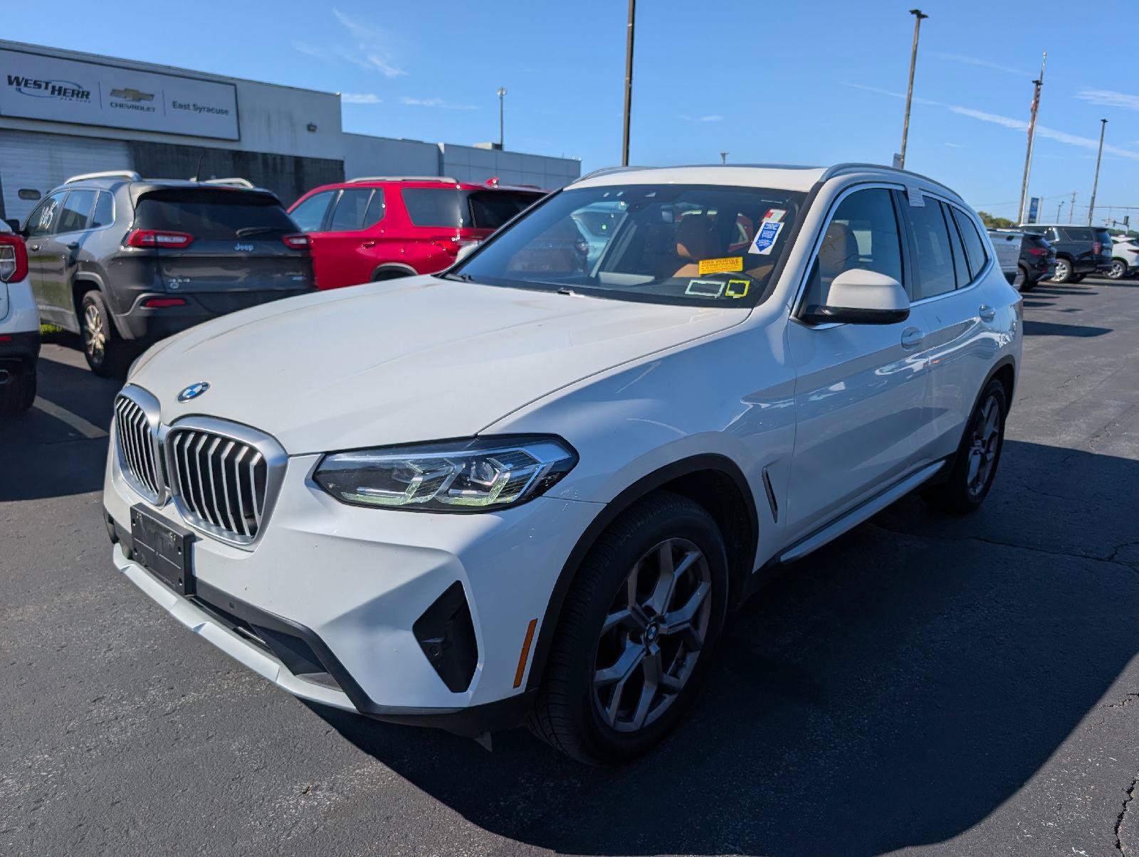 Used 2022 BMW X3 xDrive30i w/ Convenience Package AWD/4WD image 4