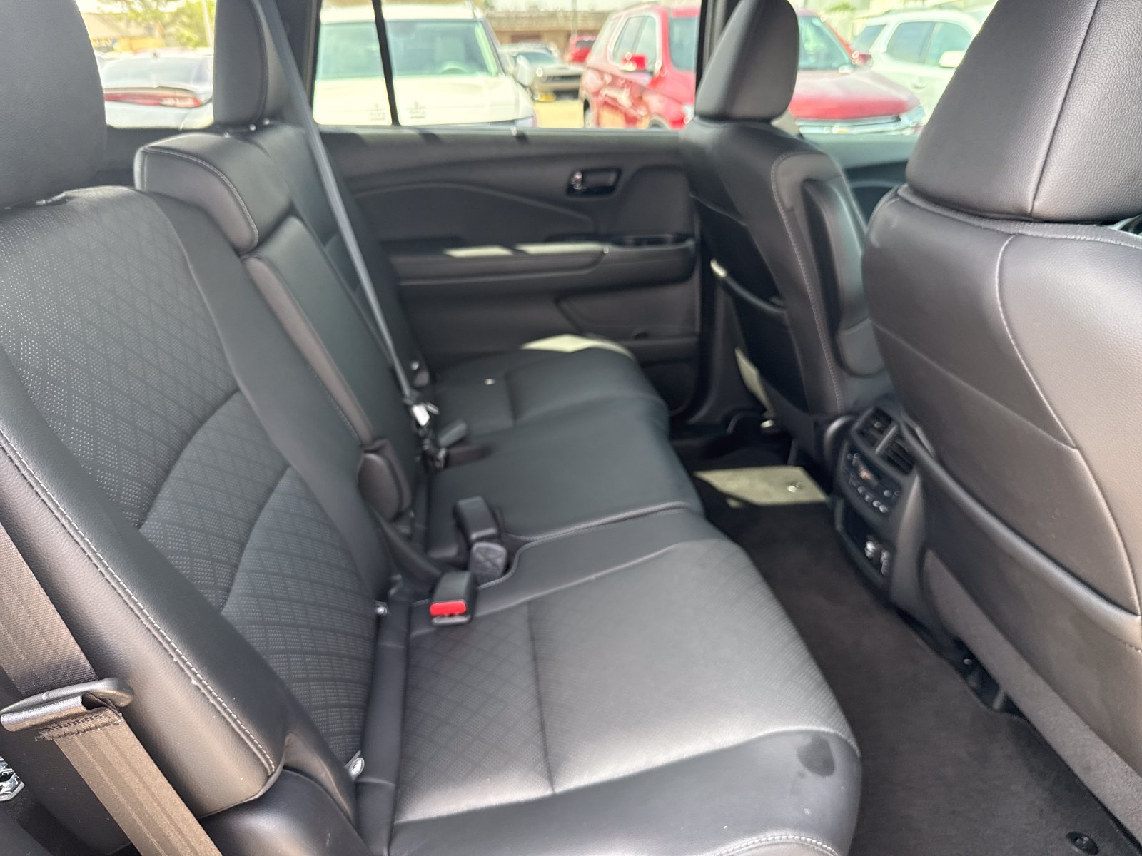 Used 2022 Honda Passport Elite image 17