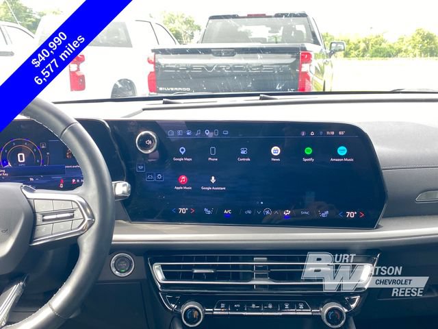 Used 2025 Chevrolet Traverse LT w/ Sun and Wheel Package AWD/4WD image 17