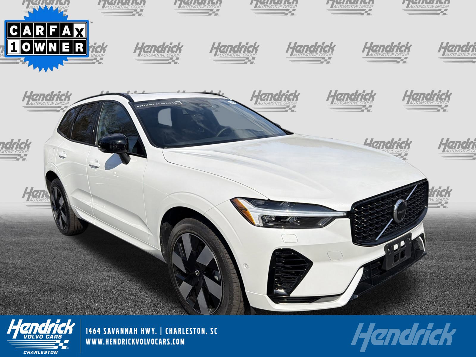 Certified 2024 Volvo XC60 T8 Plus image 1