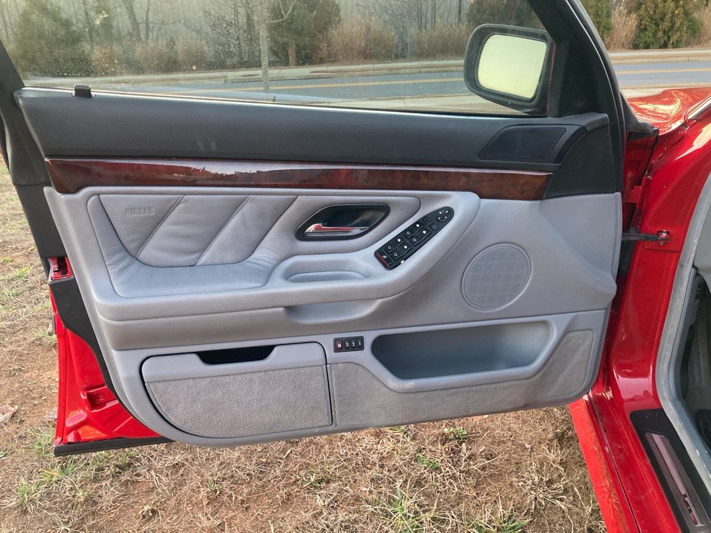 Used 2001 BMW 740iL RWD image 9