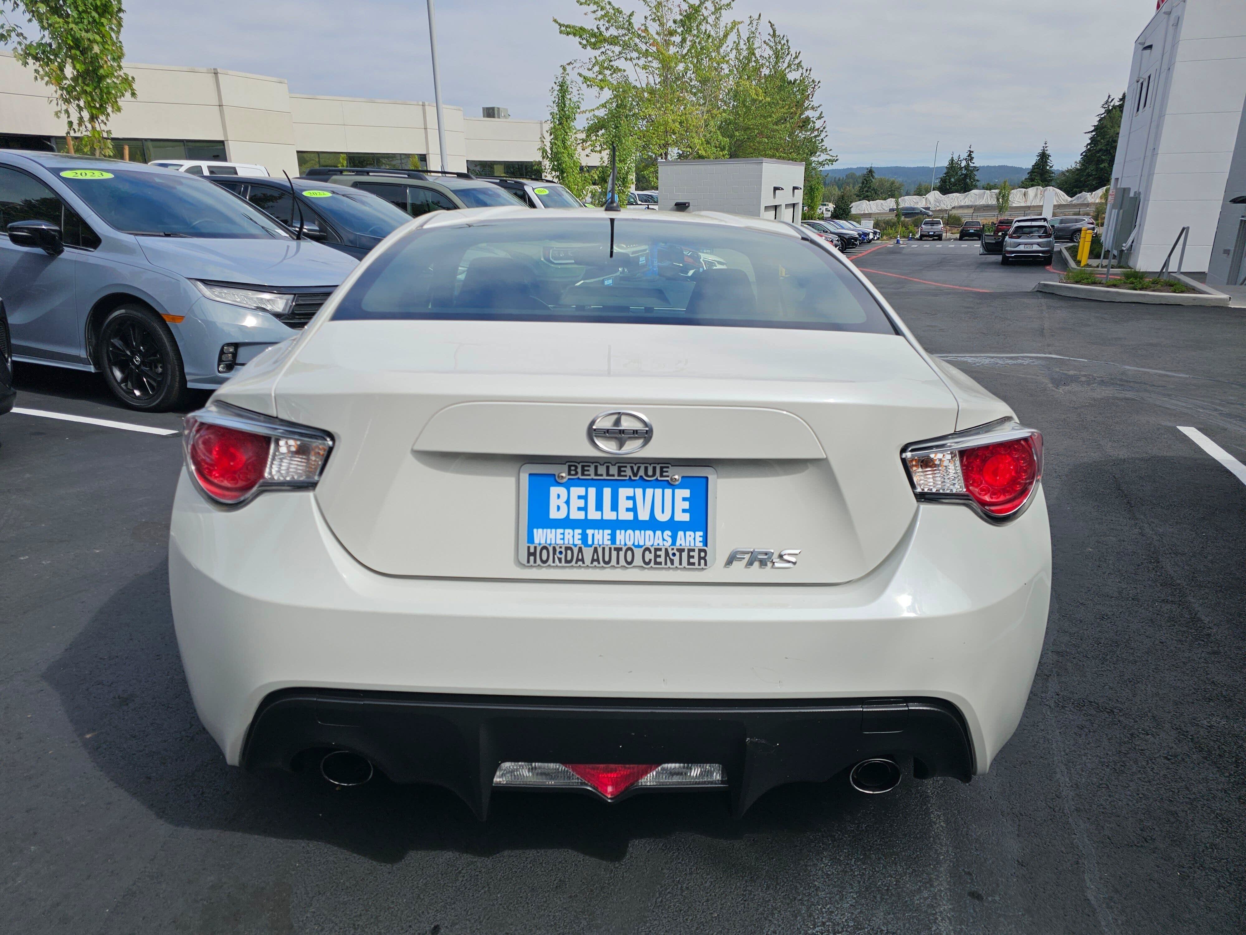Used 2013 Scion FR-S RWD image 6