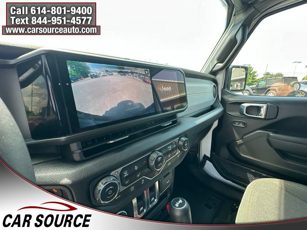 Used 2024 Jeep Wrangler Sport AWD/4WD image 13