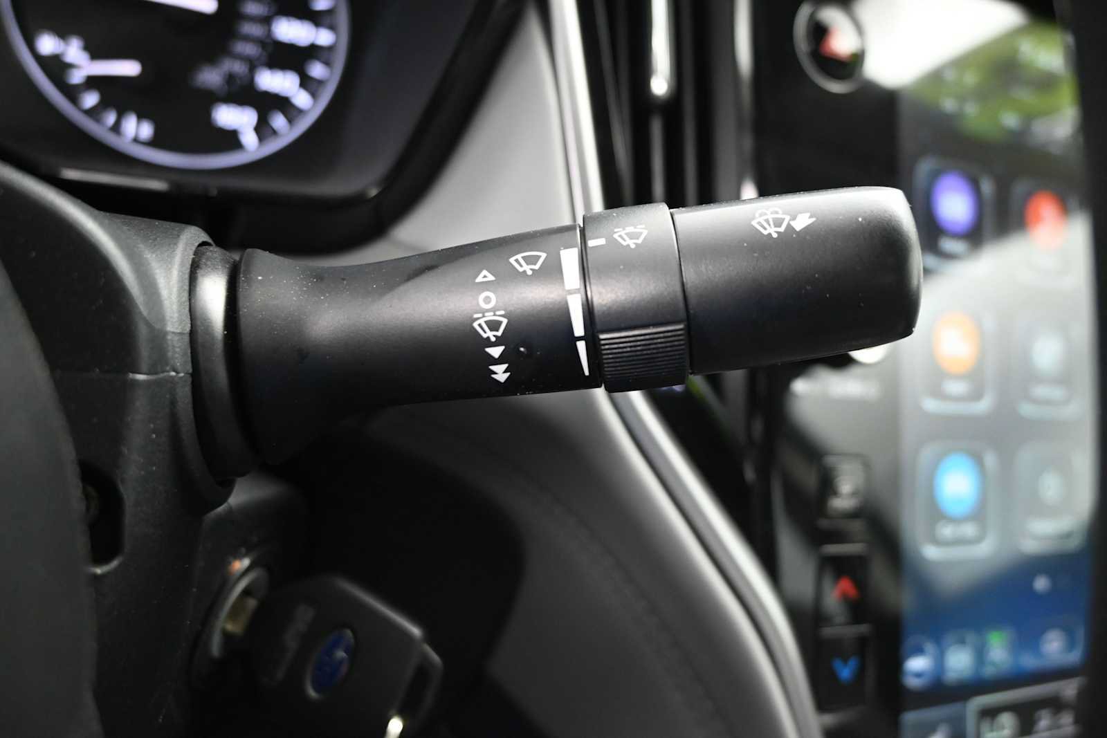 Used 2025 Subaru Legacy Premium AWD/4WD image 17