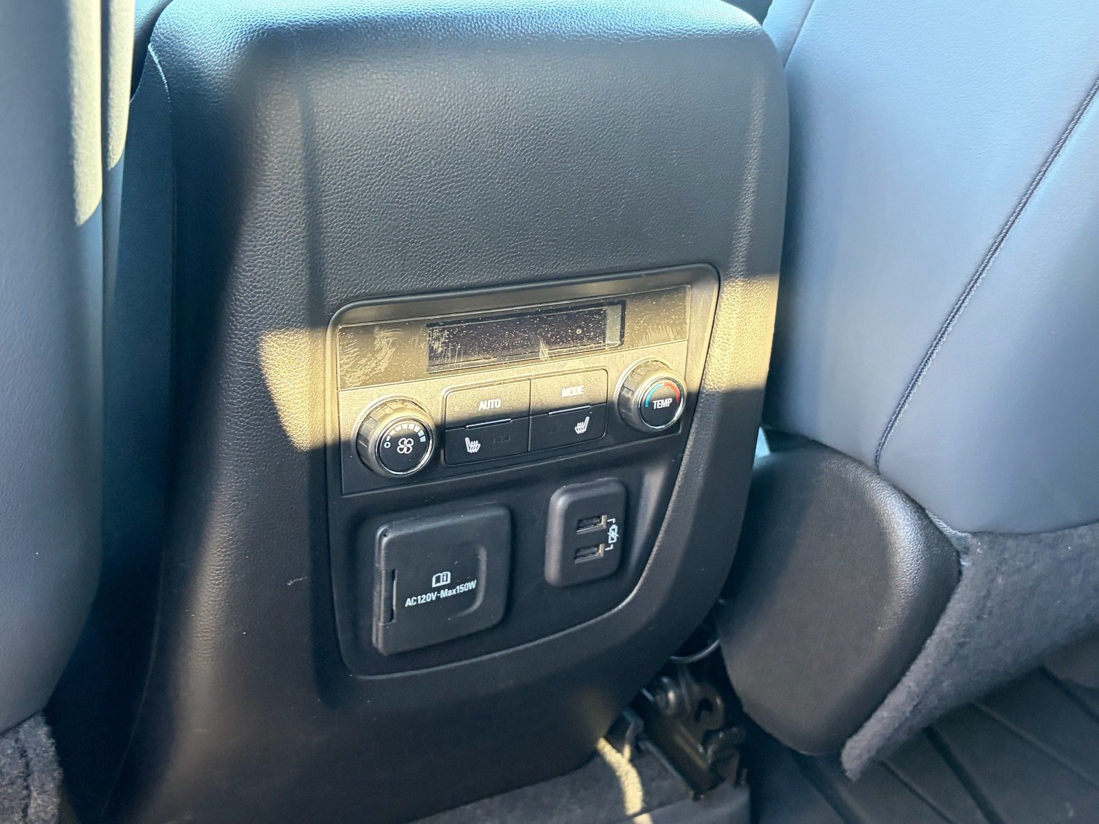 Used 2023 Buick Enclave Premium w/ Experience Buick Package AWD/4WD image 31