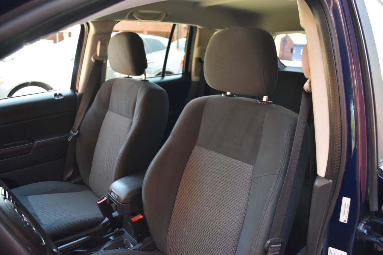 Used 2012 Jeep Compass Sport AWD/4WD image 13