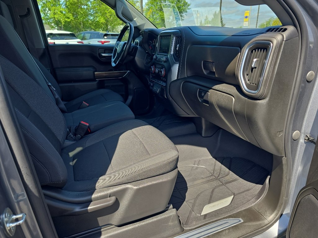 Certified 2021 Chevrolet Silverado 1500 RST w/ Z71 Off-Road Package AWD/4WD image 15