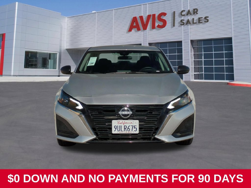 Used 2025 Nissan Altima 2.5 SV AWD/4WD image 2