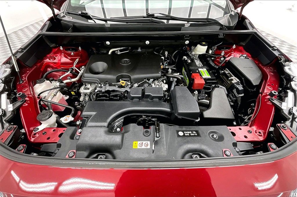 Used 2024 Toyota RAV4 LE image 10