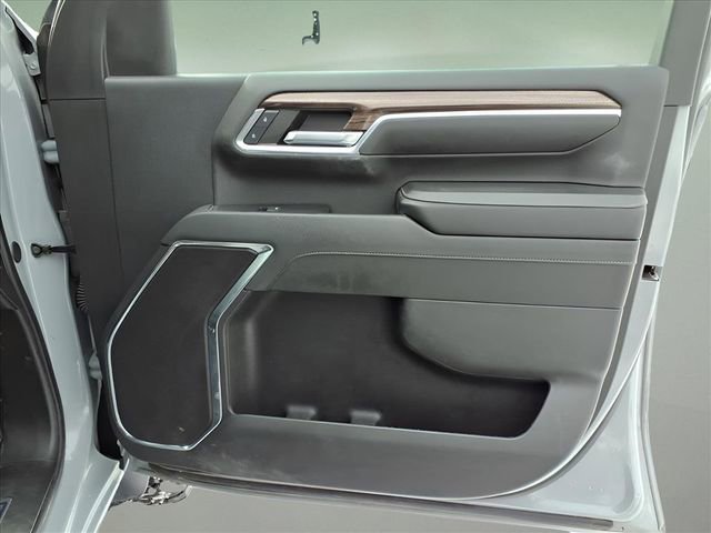 Used 2024 Chevrolet Silverado 2500 LT image 10