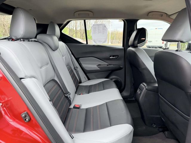 Used 2023 Nissan Kicks SR w/ SR Premium Package FWD image 11
