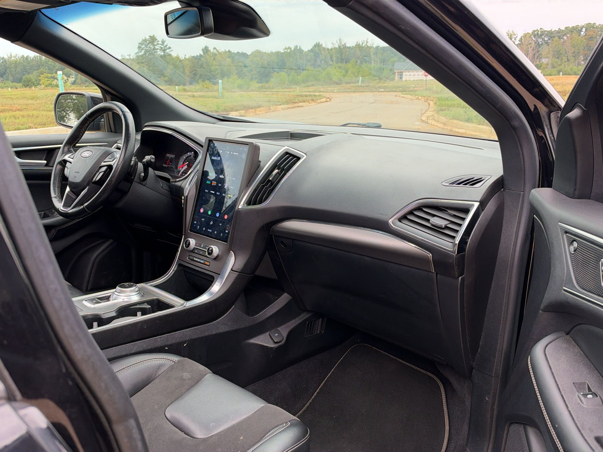 Used 2021 Ford Edge ST w/ Equipment Group 401A AWD/4WD image 19