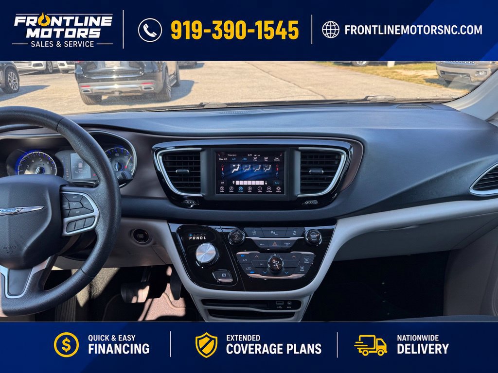 Used 2018 Chrysler Pacifica LX FWD image 21